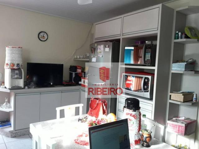 Casa com excelente localização no Centro de Balneário Arroio do Silva!! - Foto 4