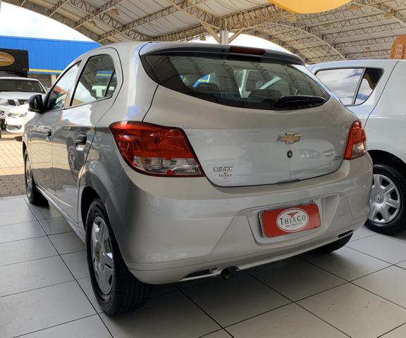 Ônix joy 1.0 flex 17/18 - Foto 4