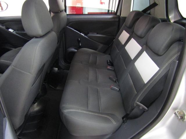 IDEA 2011/2012 1.4 MPI ATTRACTIVE 8V FLEX 4P MANUAL - Foto 5