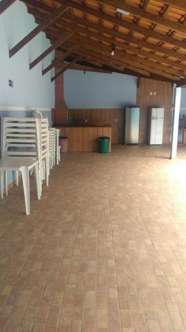 Vendo Salão de festas com 2 piscinas e churrasqueira! - Foto 13