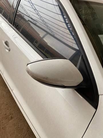 Sucata de Jetta 2.0 2014 para retirada de peças - Foto 2