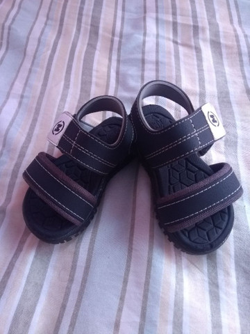 sandalia tamanho 20