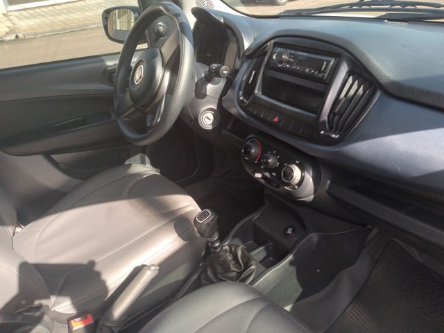 FIAT UNO ATTRACTIVE 1.0 20/20 RS49.000