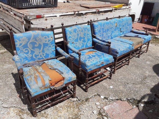 Jogo de sofá antigo anos 70 - Foto 5