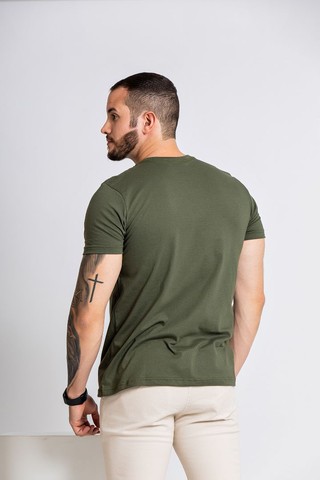Camisa Gola Careca Básica  - Foto 4