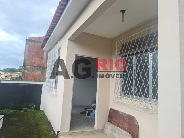 Casa de rua - Linear / Residencial / Vila Valqueire - Foto 3