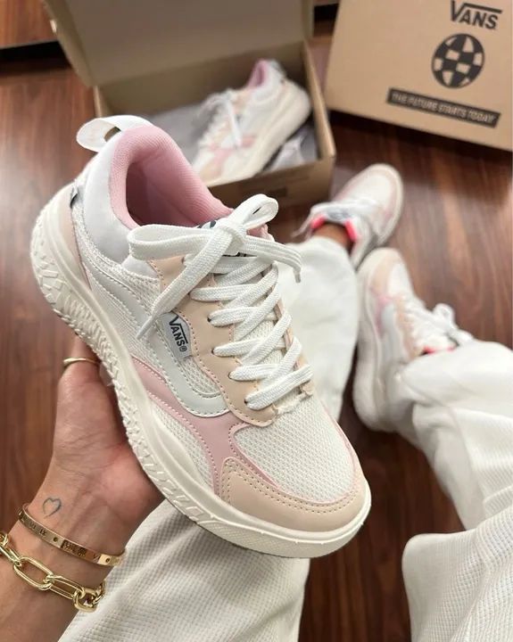 Tênis Vans Rosa e Branco