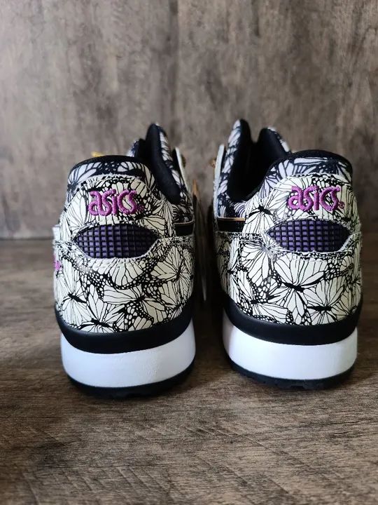 Atmos x Asics Gel-Lyte III OG Anna Sui - Calçados - Água Limpa