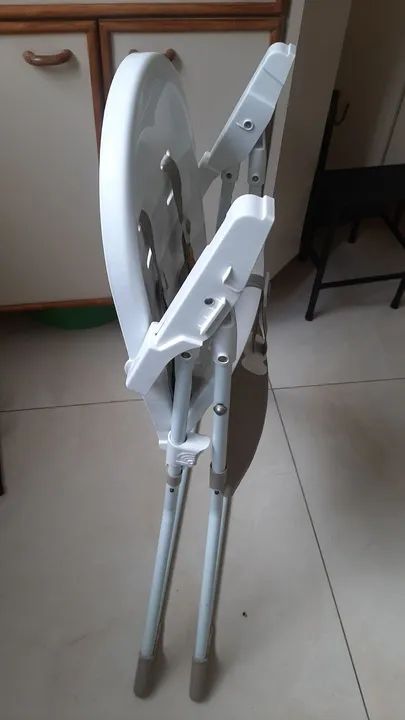 Cadeira de alimentação Galzerano para bebês e crianças até 23kg. Cadeirão infantil. - Foto 6
