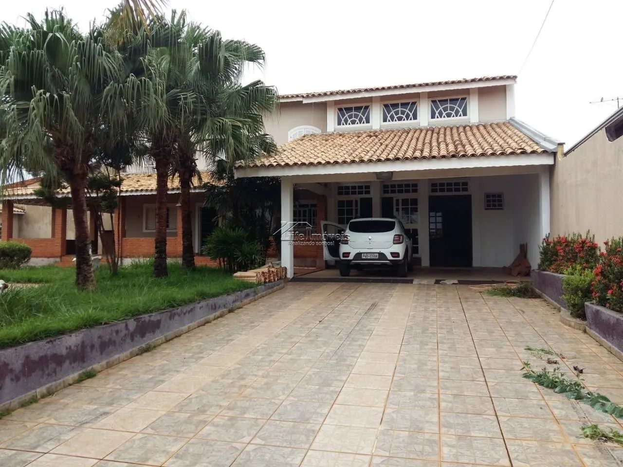Casa comercial a venda em Hortolândia-SP