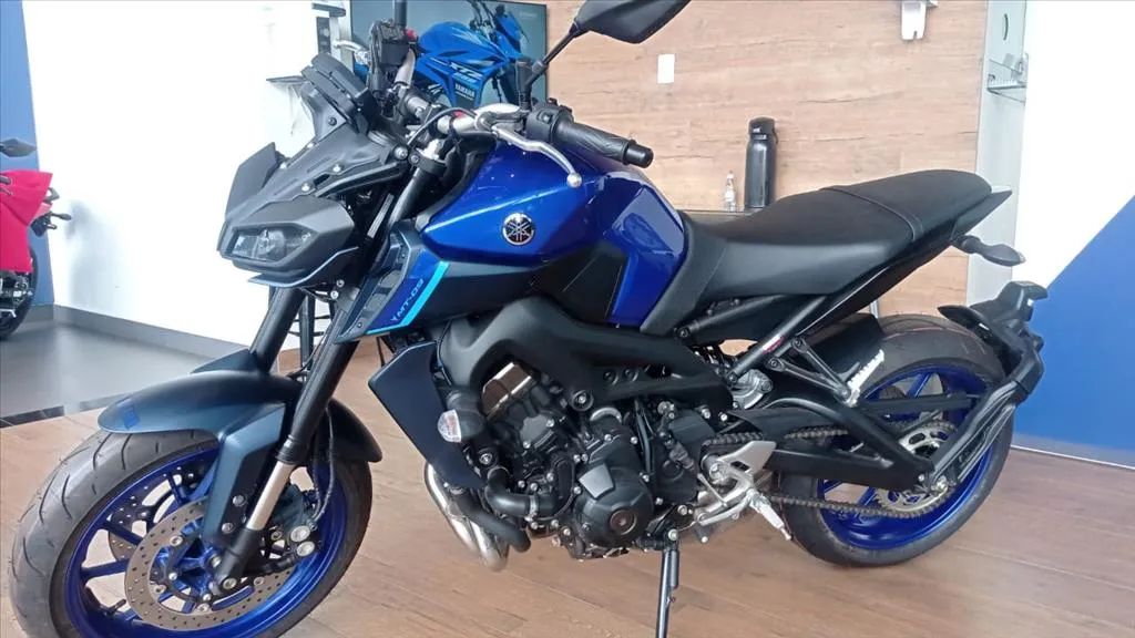 YAMAHA MT-09 MT-09