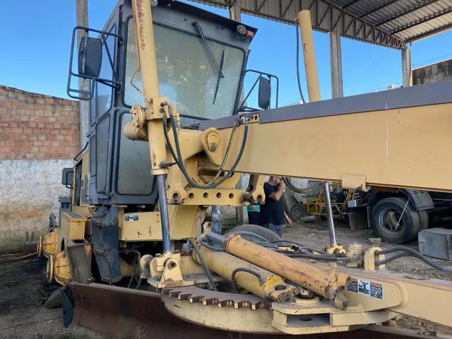 Minicarregadeira retroescavadeira escavadeira komatsu case new holland doosan - Foto 2