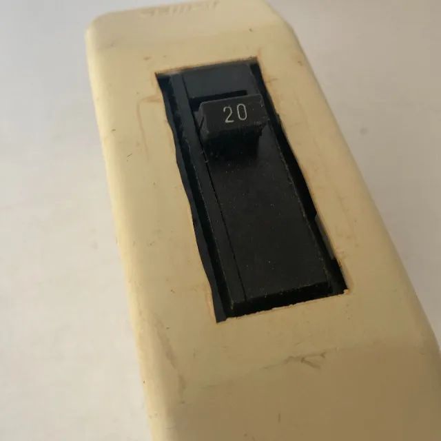 C266 Disjuntor elétrico 20 amperes monofásico  - Foto 6