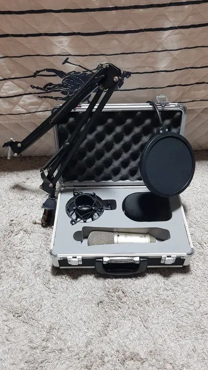 Microfone Behringer B1 Condensador 