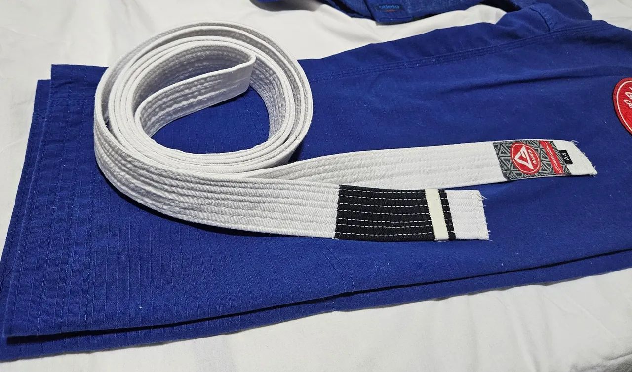 Kimono de Jiu-Jitsu Gracie Barra Azul - Atleta - Tamanho A3 - Foto 3