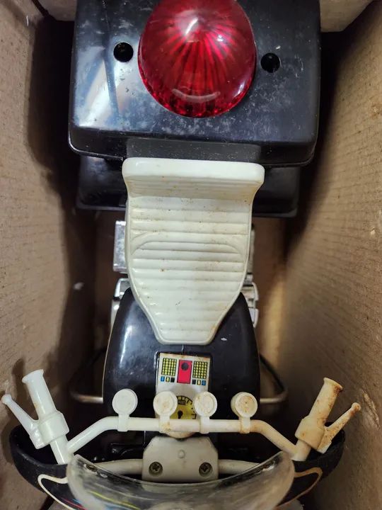 BRINQUEDO ANOS 90 - MOTO POLICIAL COM SOM E LUZ - Foto 3