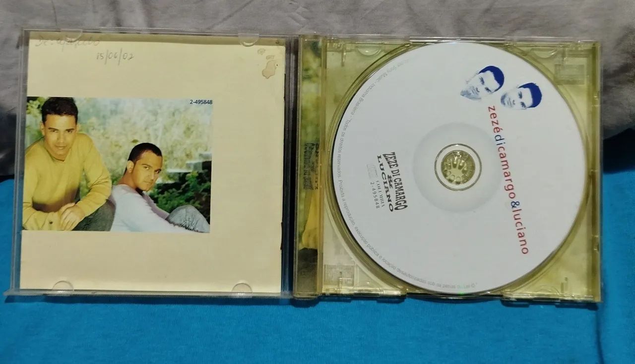 CD Zezé Di Camargos & Luciano - Clássicos Românticos - Foto 3
