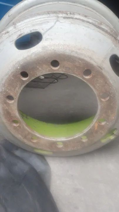 Roda de caminhão usada aro 24