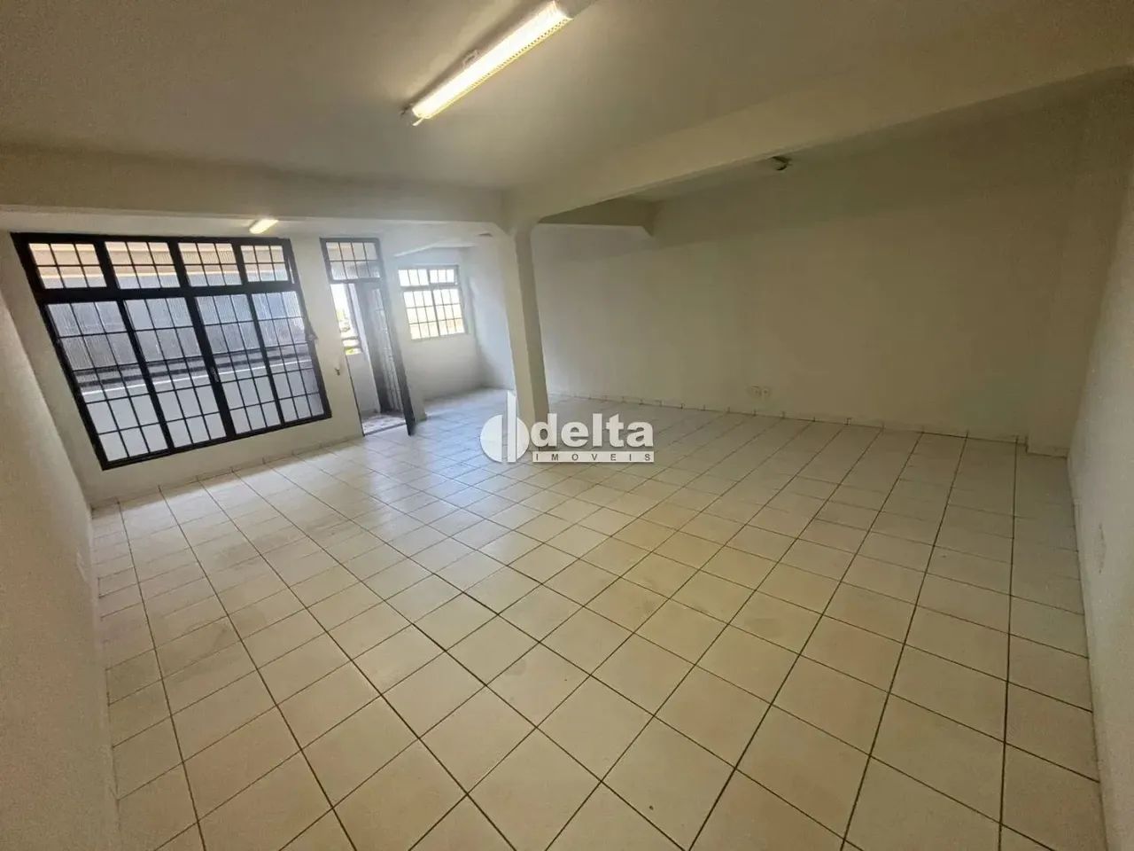 Sala comercial disponível para Locação no bairro Daniel Fonseca em Uberlãndia-MG