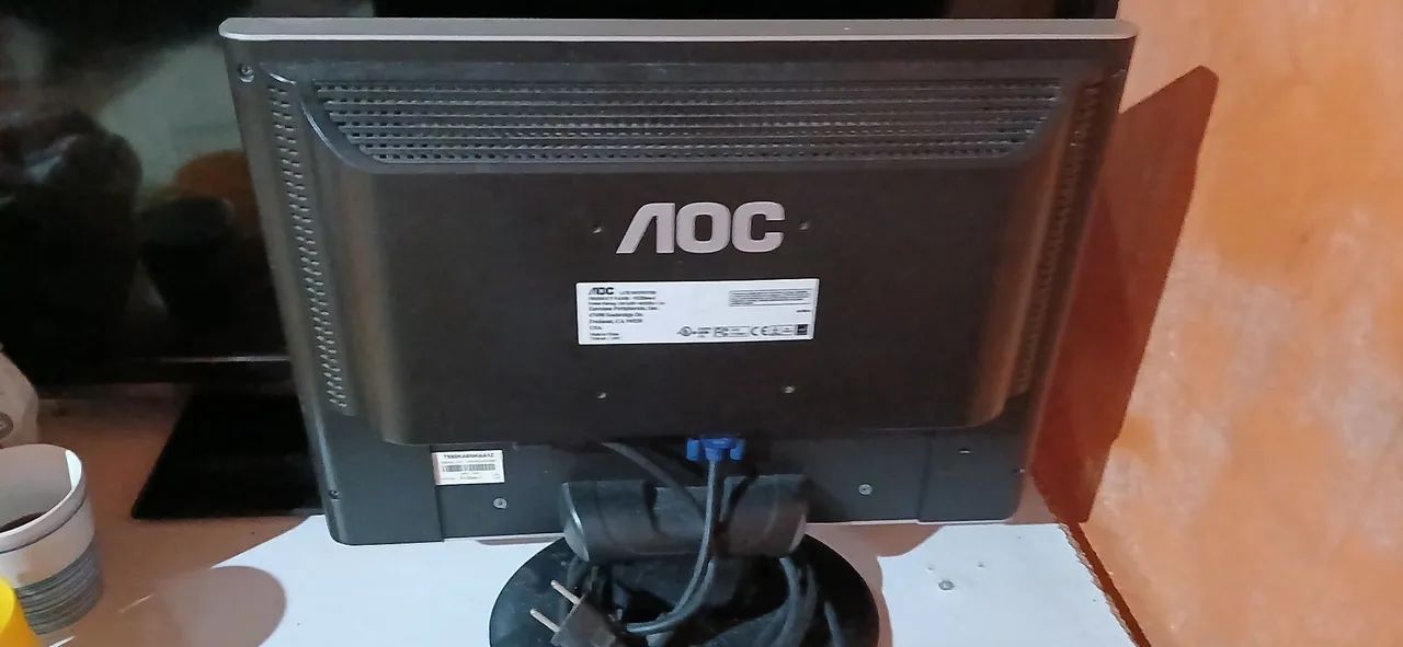 Monitor AOC LCD 17 polegadas - Foto 4