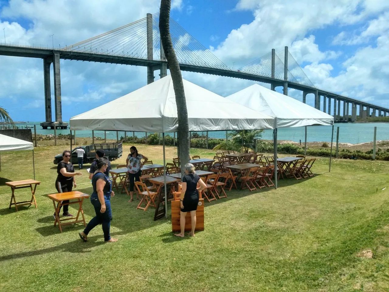 TENDA, PALCO E ESTRUTURAS METÁLICA ( backdrop ), CLIMATIZADORES DE AR