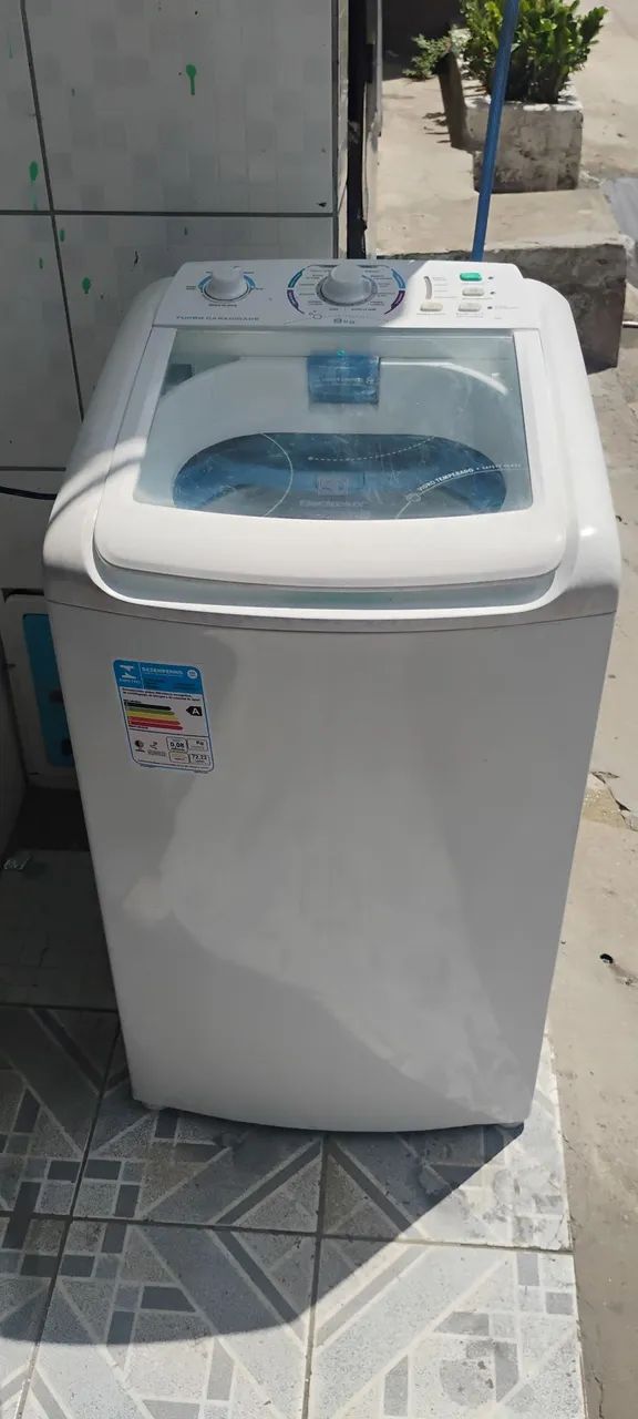 Máquina de lavar 08 kg