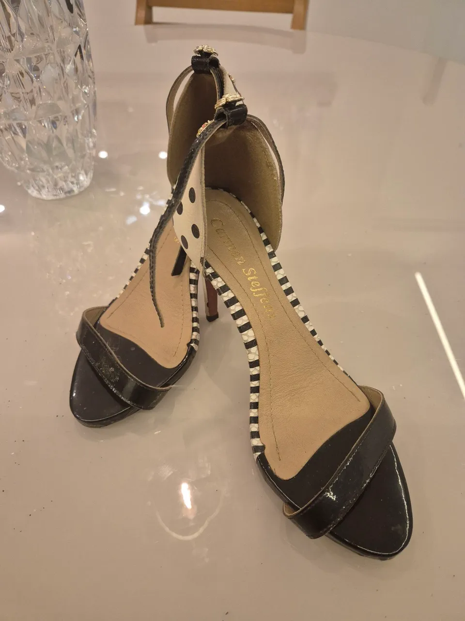 Sandália Carmen Steffens - Elegância nos Seus Pés
