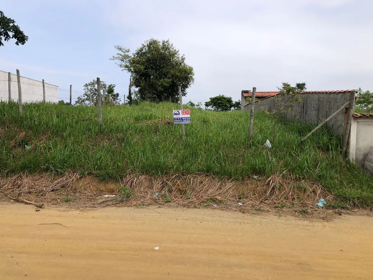Terreno de 360m2 em Jacaroá - Maricá - RJ