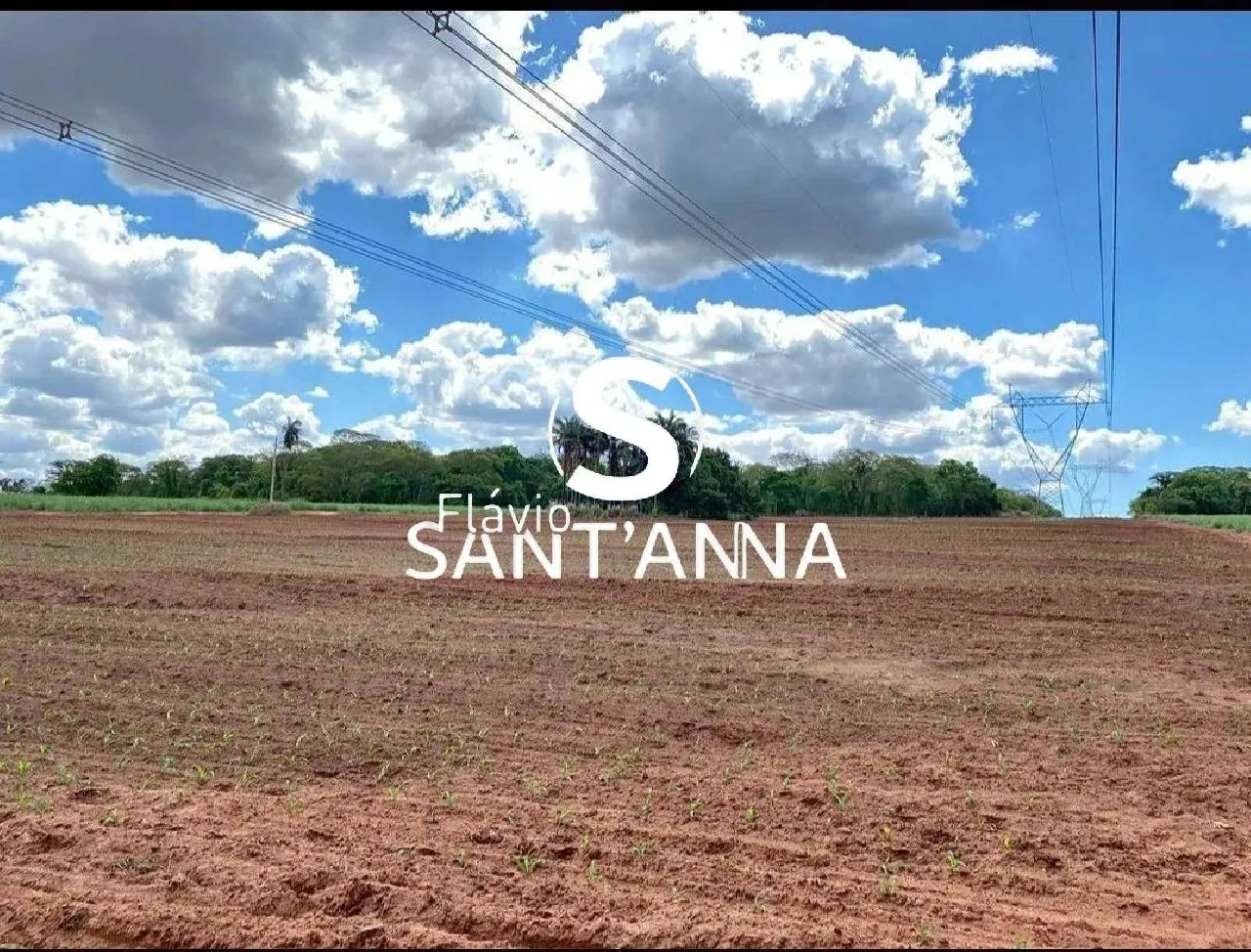 VENDE-SE SÍTIO NA REGIÃO DE INDIAPORÃ E OUROESTE.