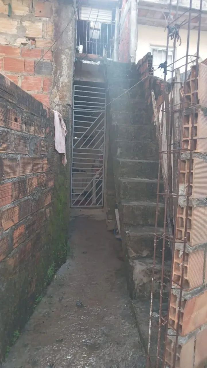 Vendo 1 casa <br>Ideal para moradia ou investimento em aluguel d temporad