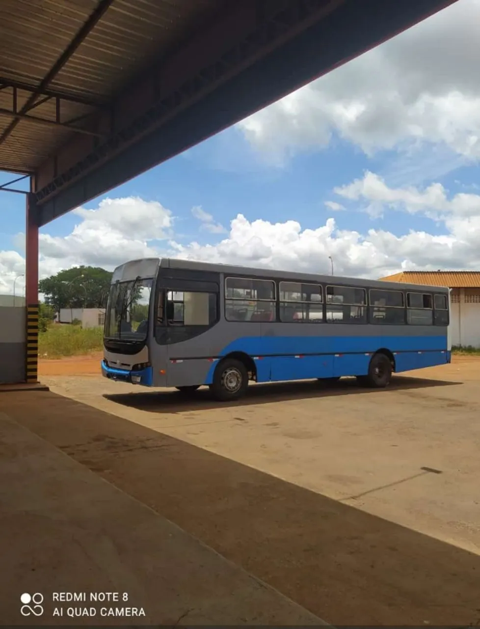 Mercedes 1418 faço 55 mil no pix