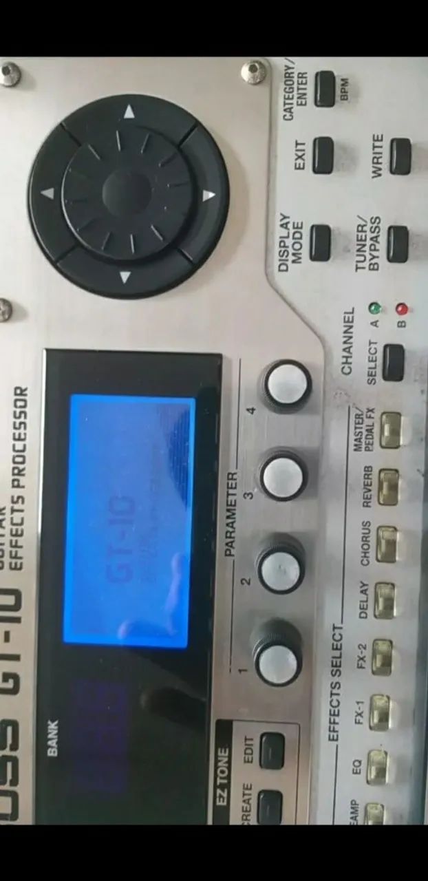BOSS GT-10 Effects Processor64312827326722121