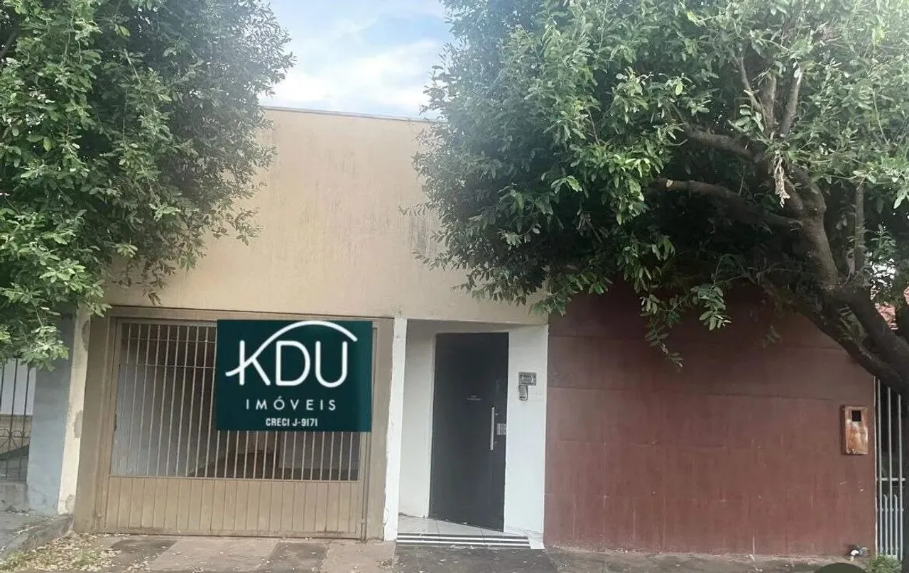 CASA E PONTO COMERCIAL - CENTRO