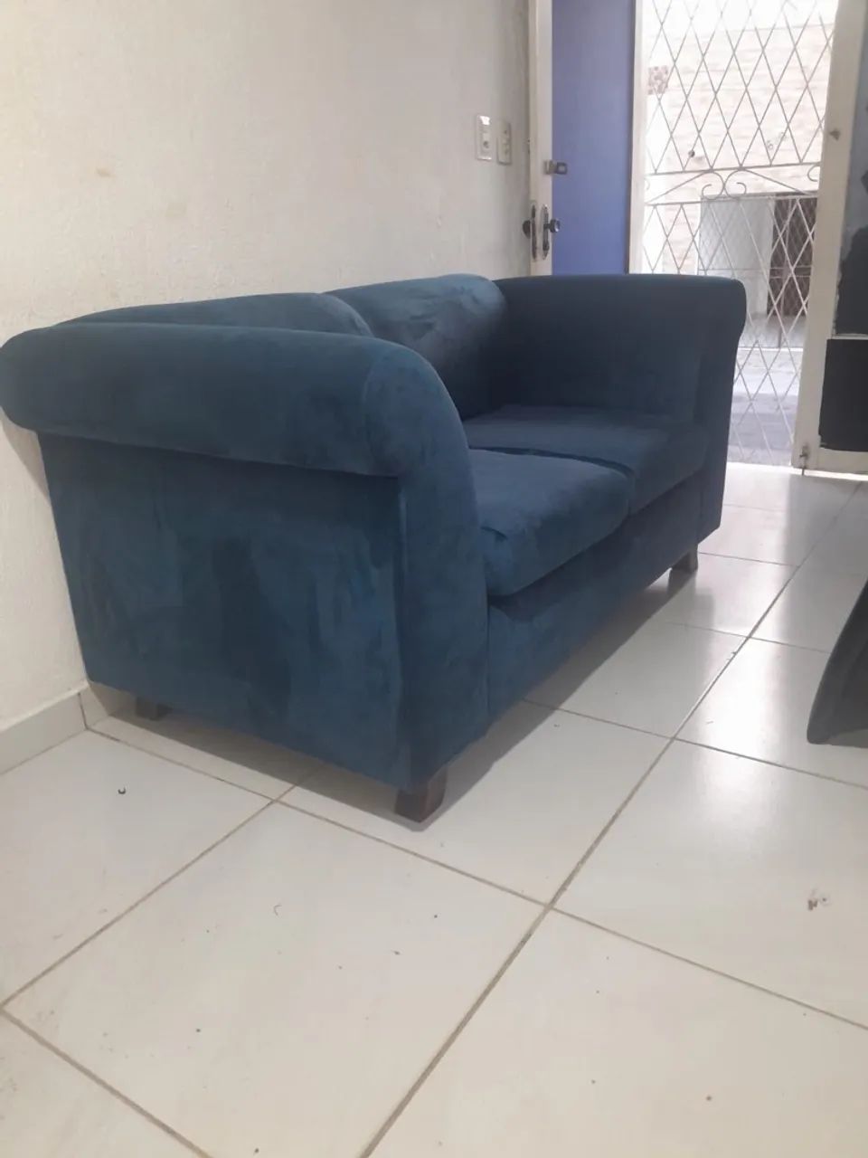 Sofá novo de 2 Lugares reforçado e feito com madeira boa65562846704642121