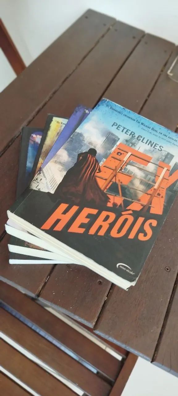 Coleção Ex de Peter Clines - 4 livros - Foto 2