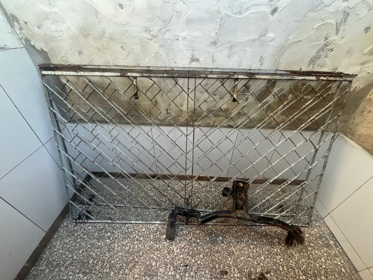 Portão de ferro64397050339842120