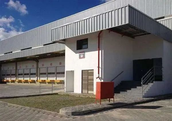 Galpão 4182m2 8 Docas galpões Prazeres PE - Foto 3
