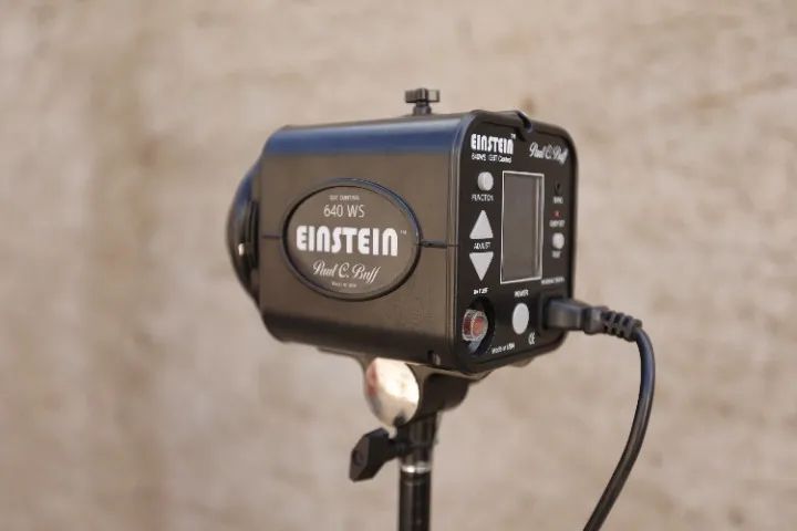 Einstein WS 640 - Paul C Buff - Tocha de Estúdio - Newborn - Foto 5