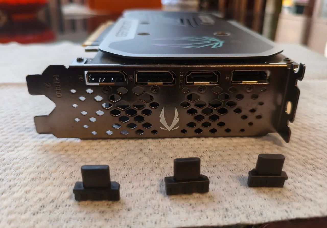 RTX 4060 Zotac Edge Gaming  - Foto 4