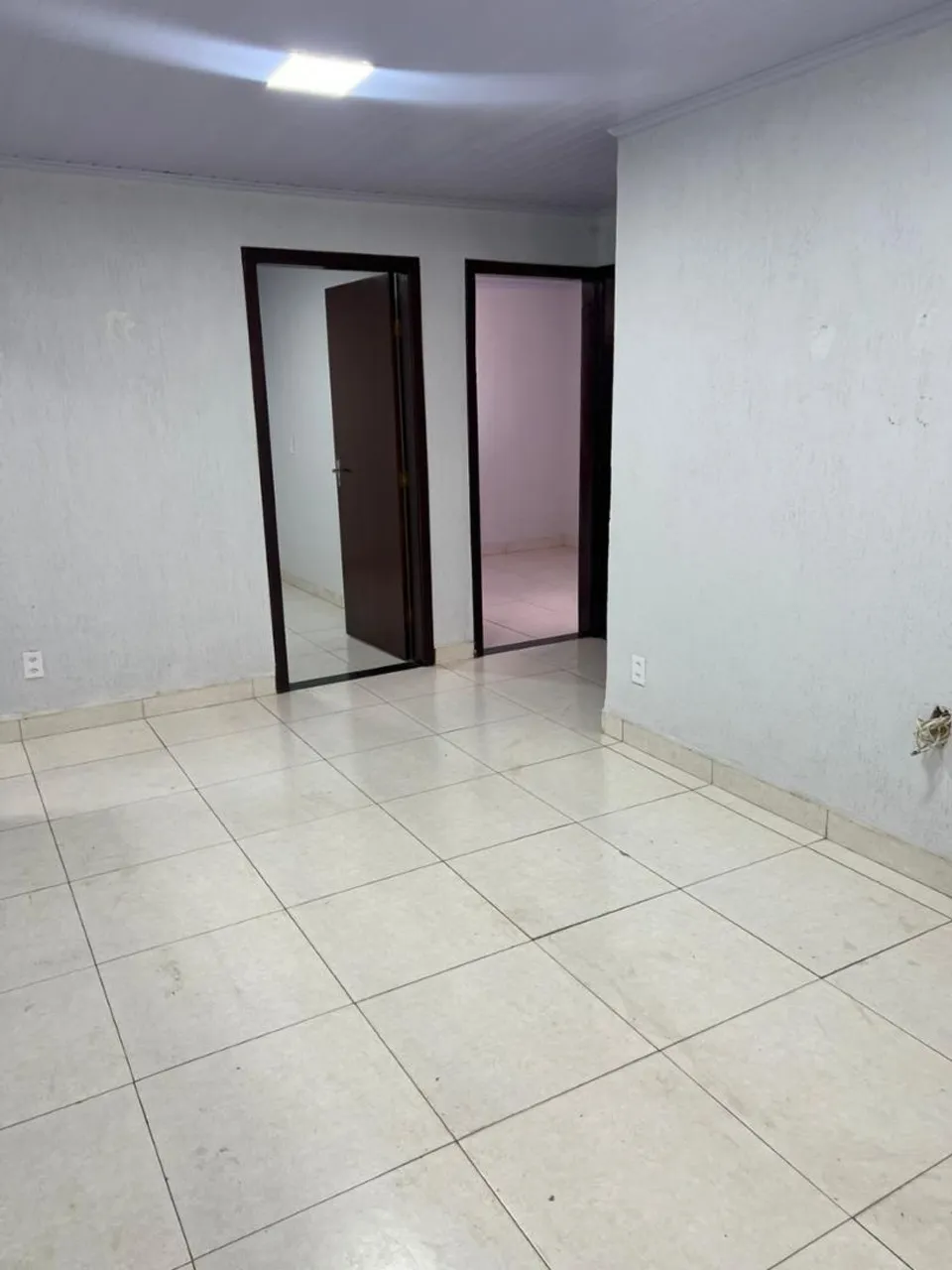 CASA TERREA NO PARANOA ENTRADA SEPARADA , GARRAGEM COBERTA PARA 2 CARROS !!