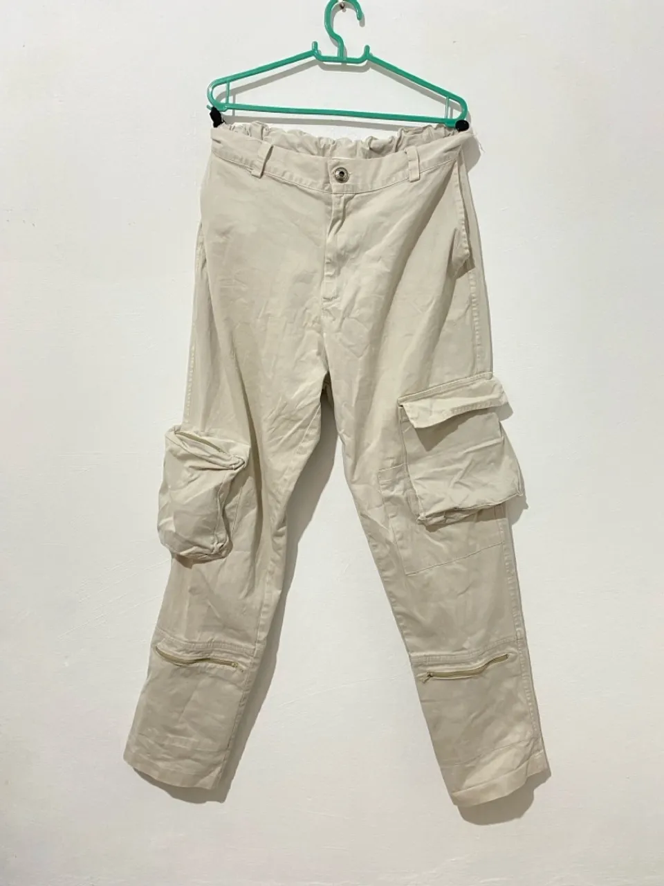 Calça Cargo Bege