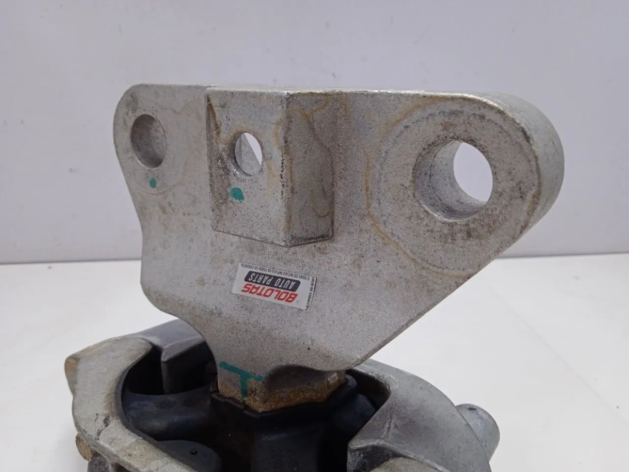 Suporte Coxim Motor Esquerdo Tracker Onix 20 A 24 Original - Foto 4
