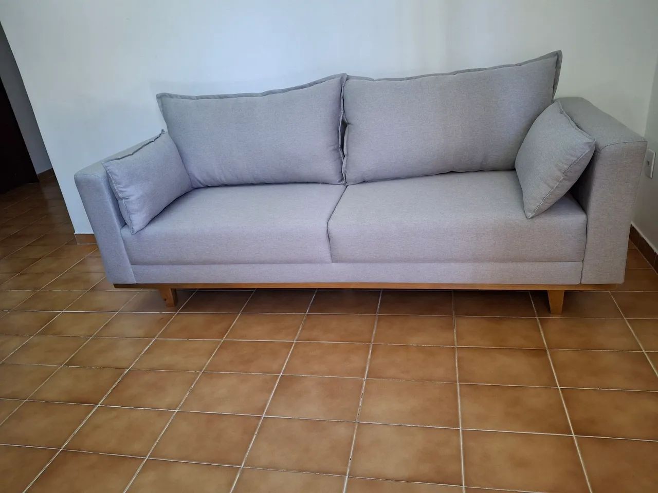 Sofá 5Lugares Cinza Claro em linho 2.20  - Foto 2