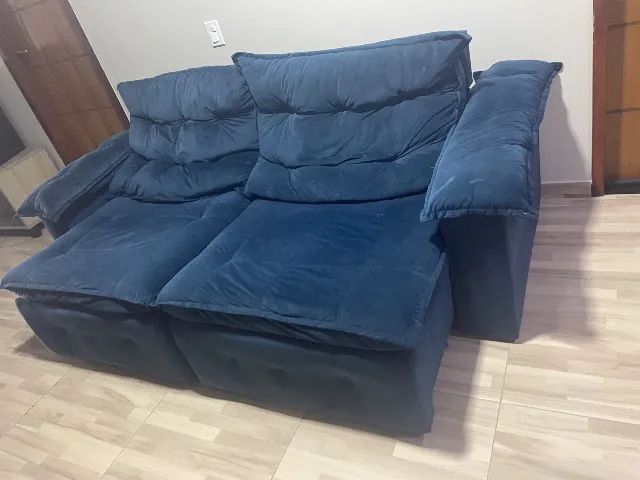 Sofá retrátil e reclinável 