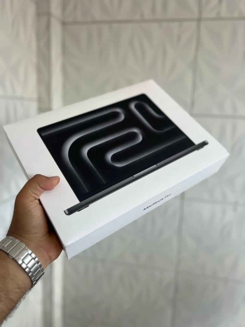 Apple MacBook Pro com Processador M3 Pro 512SSD 18GB de RAM | Lacrado, Ótima Oportunidade