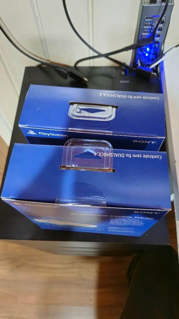 2 controles de playstation 4 originais - Foto 4