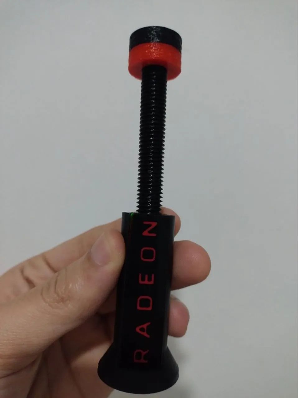 Suporte Ajustável para Placa de Vídeo GPU