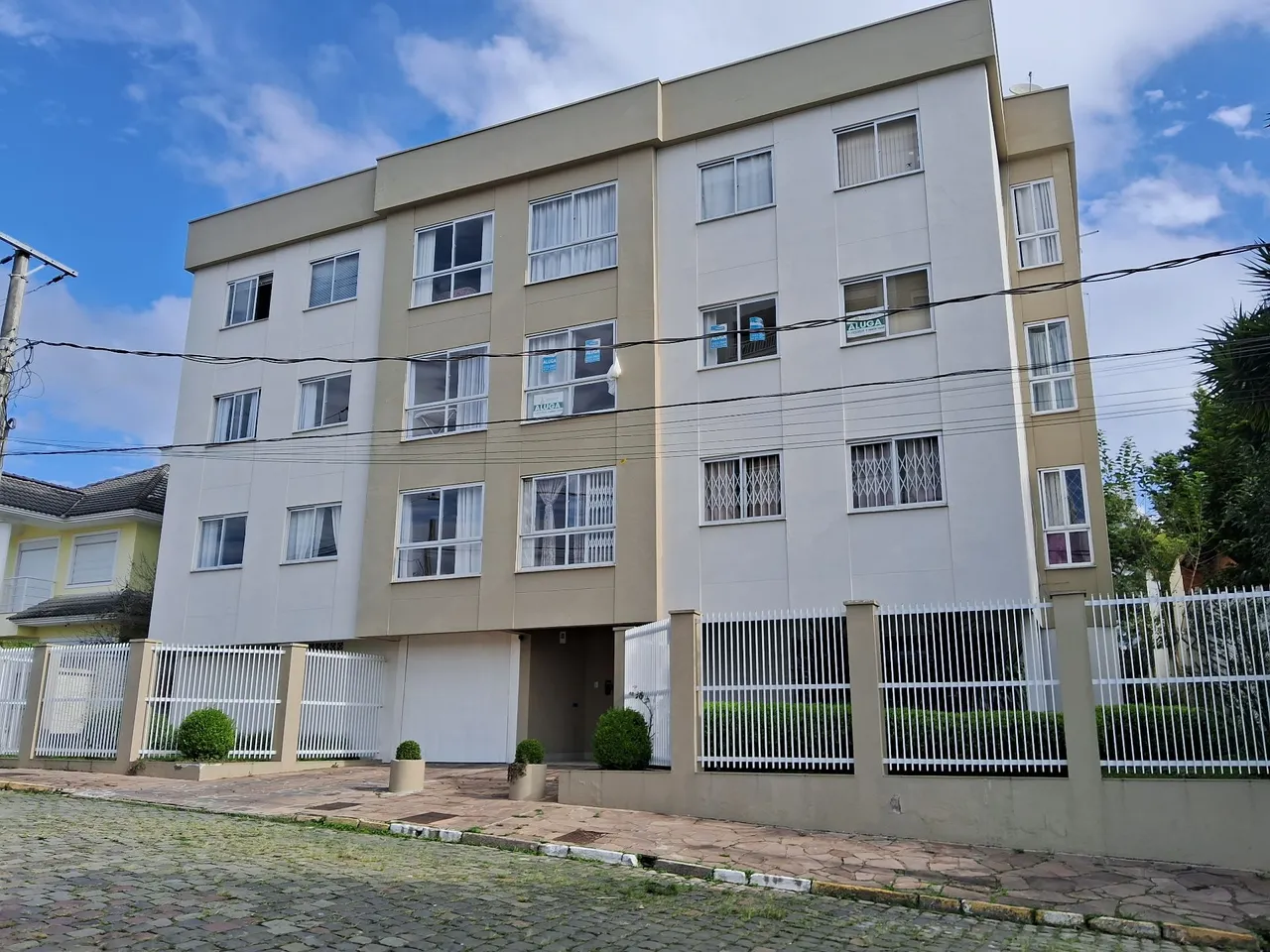 Imóveis para alugar - Lages, SC | OLX