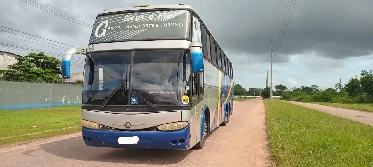 VENDO ÔNIBUS