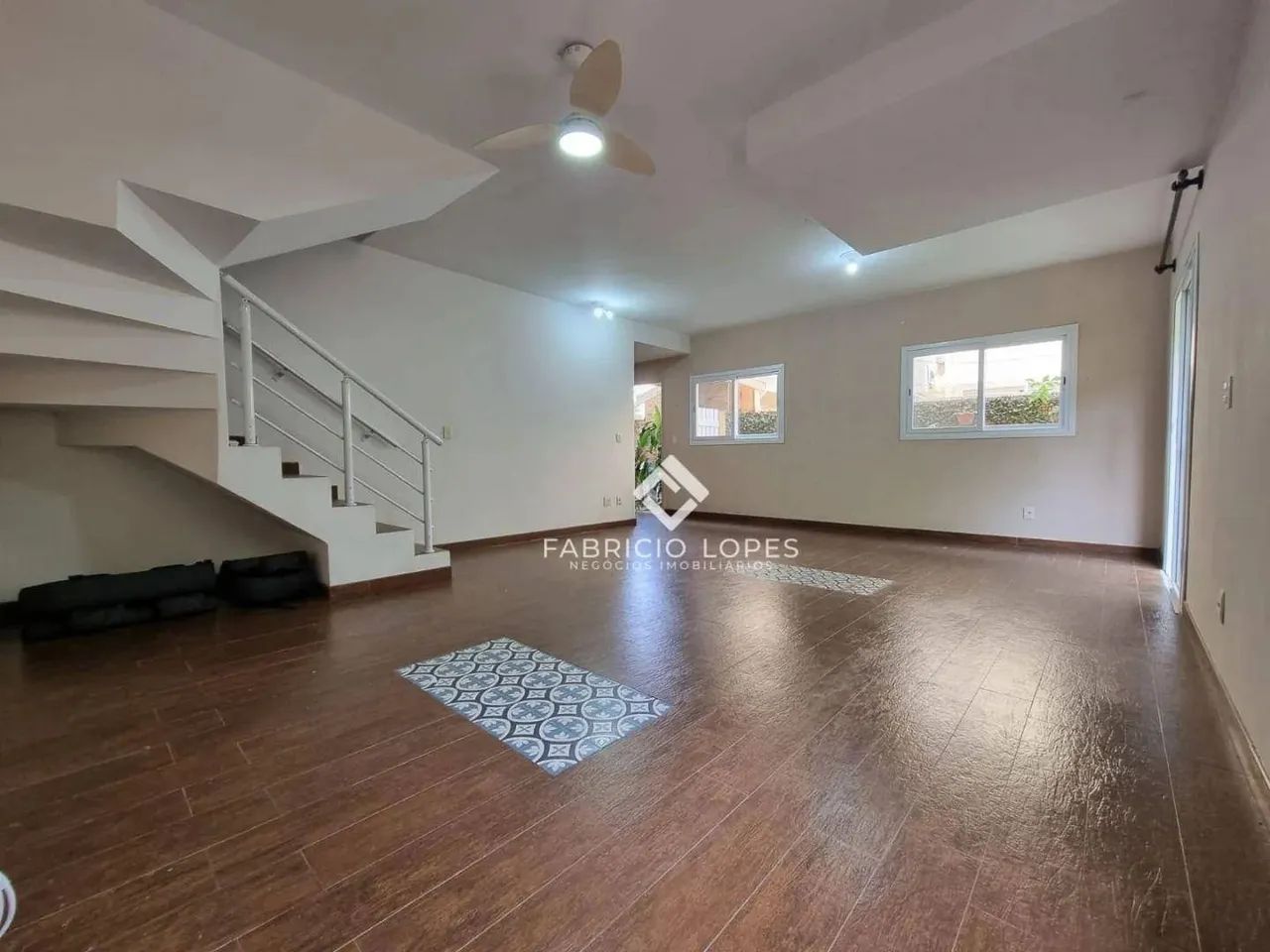 Casa com 4 dorm. 2 suítes, para alugar, 130 m² - Jardim Santa Maria - Jacareí/SP